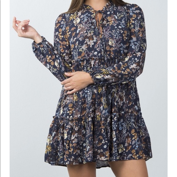 Dresses & Skirts - New Arrival 💕Floral Neck-Tie Peasant Mini Dress